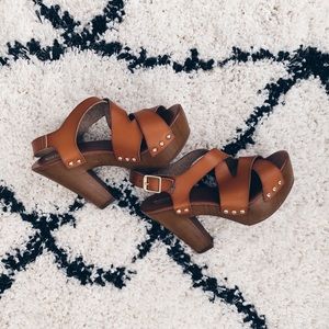 Mossimo Wooden Platform Sandals